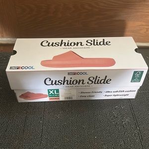 Cushion slides